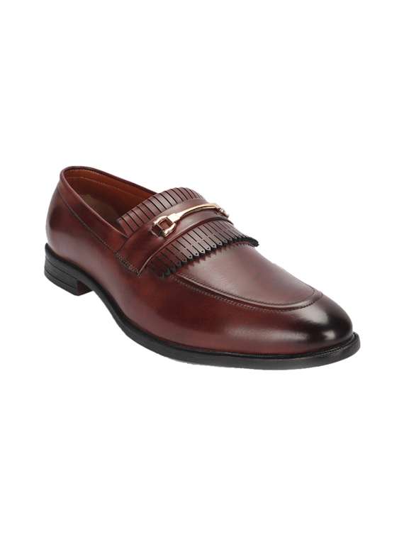 brown handicraft loafer