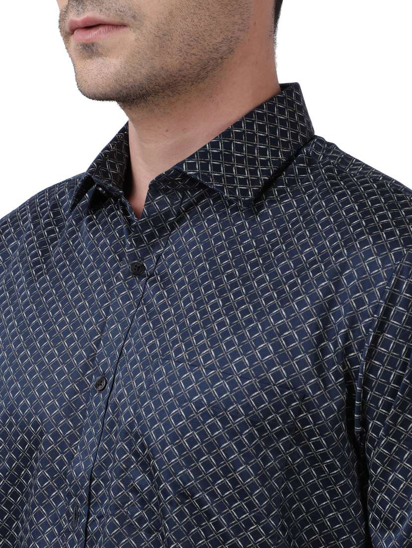 navy blue checkered formal shirt - 17738081 - Standard Image - 4
