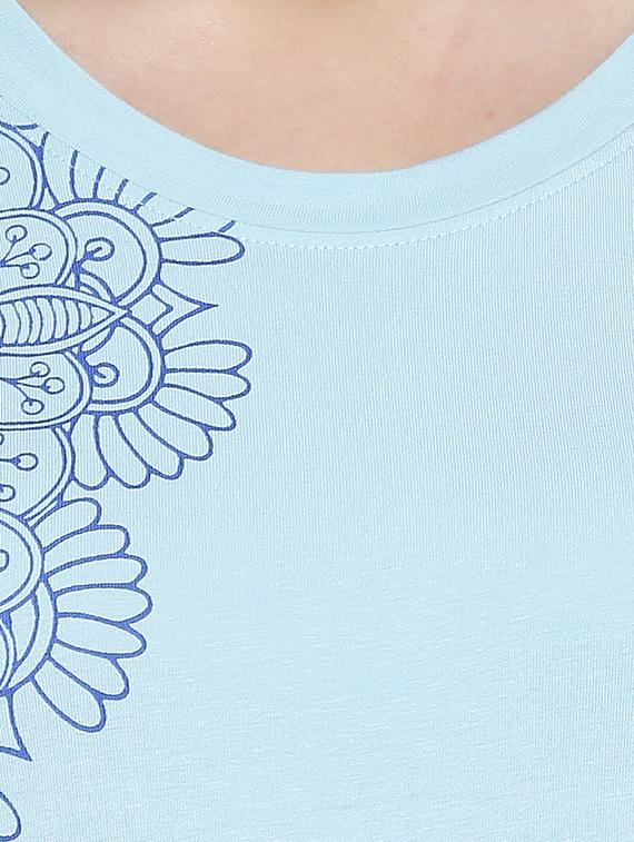 round neck printed tee - 17738317 - Standard Image - 4
