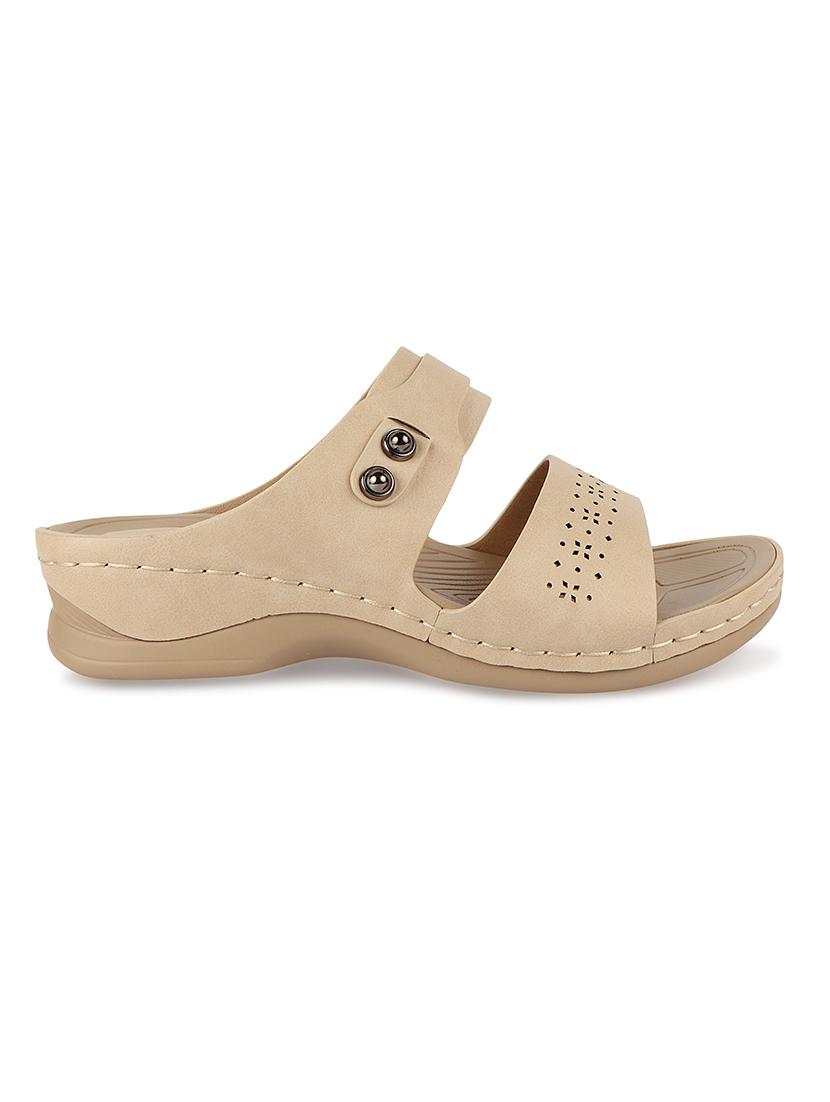 calzado womens's casualwear slip-on beige color platform heels slippers - 17739155 - Standard Image - 1