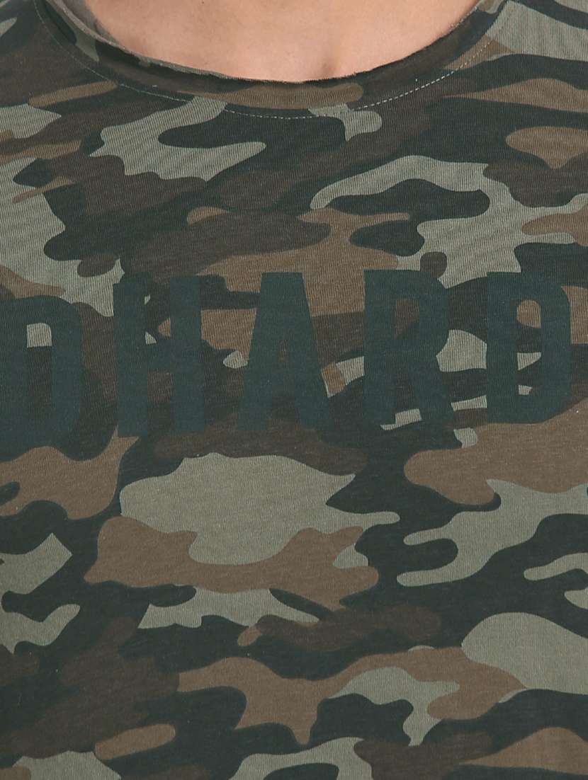 green camouflage t-shirt - 17740755 -  Standard Image - 4