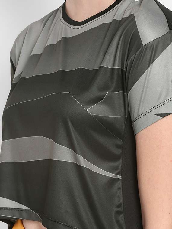 high rise printed tee  - 17749841 -  Standard Image - 4