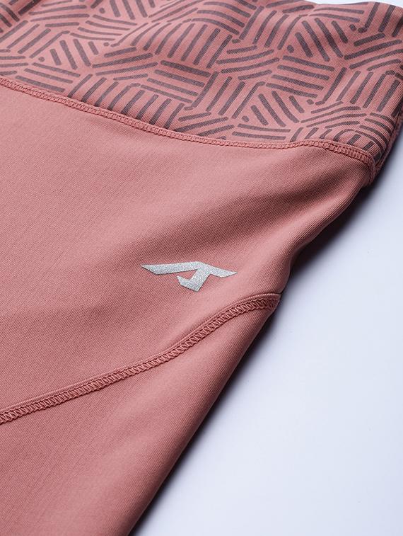 high rise sports leggings - 17750638 - Standard Image - 4