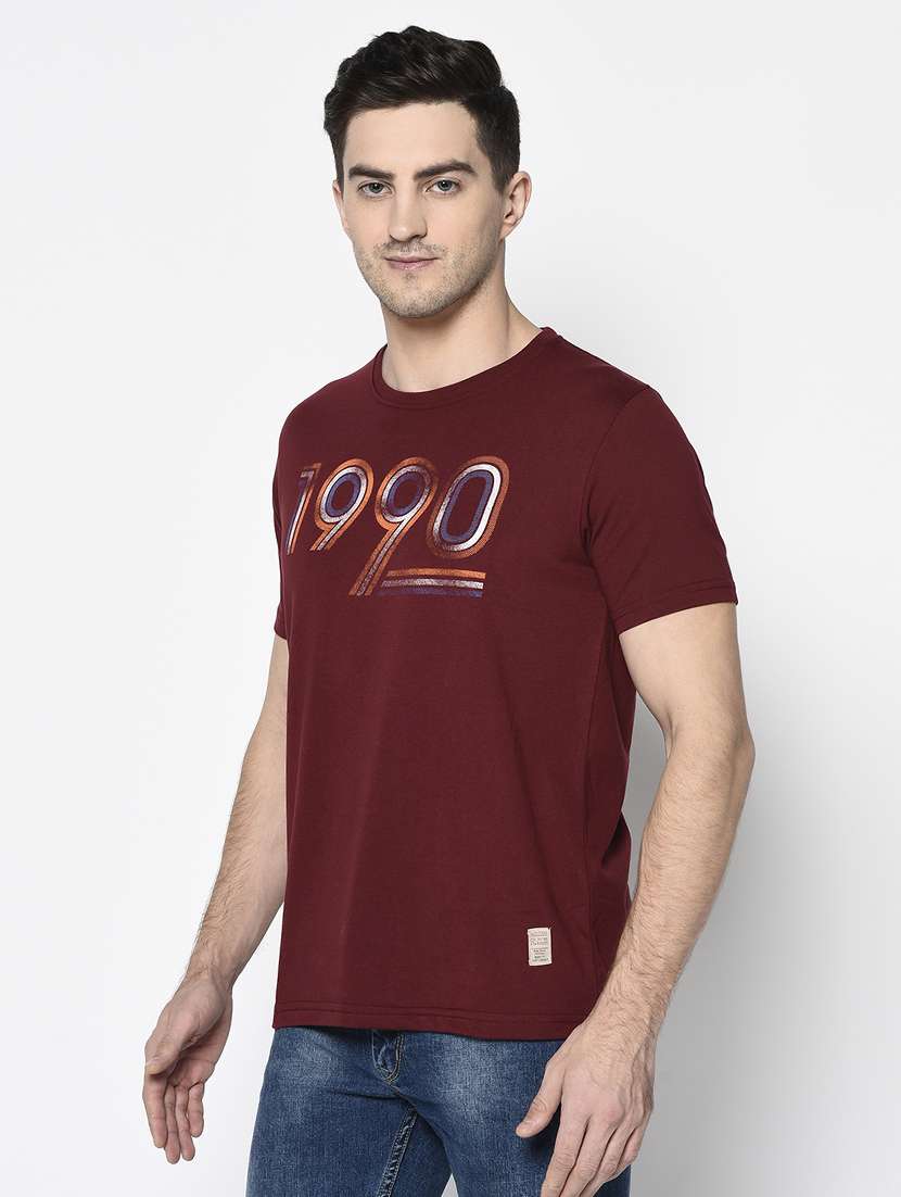 red chest print t-shirt - 17754548 -  Standard Image - 1