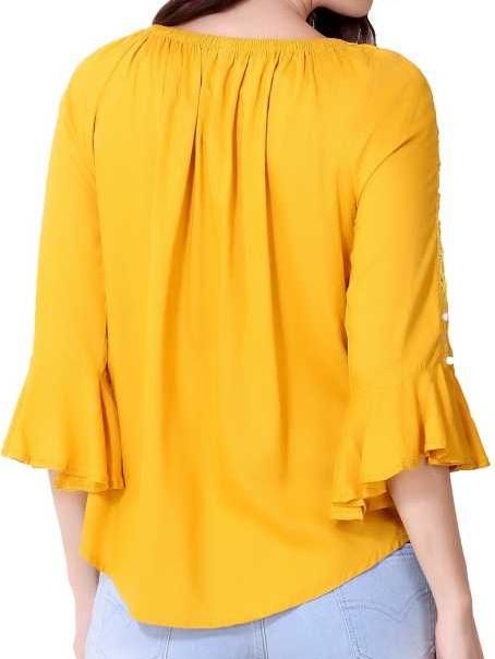 designed with absolute perfection, this casual - 17762180 - Standard Image - 1