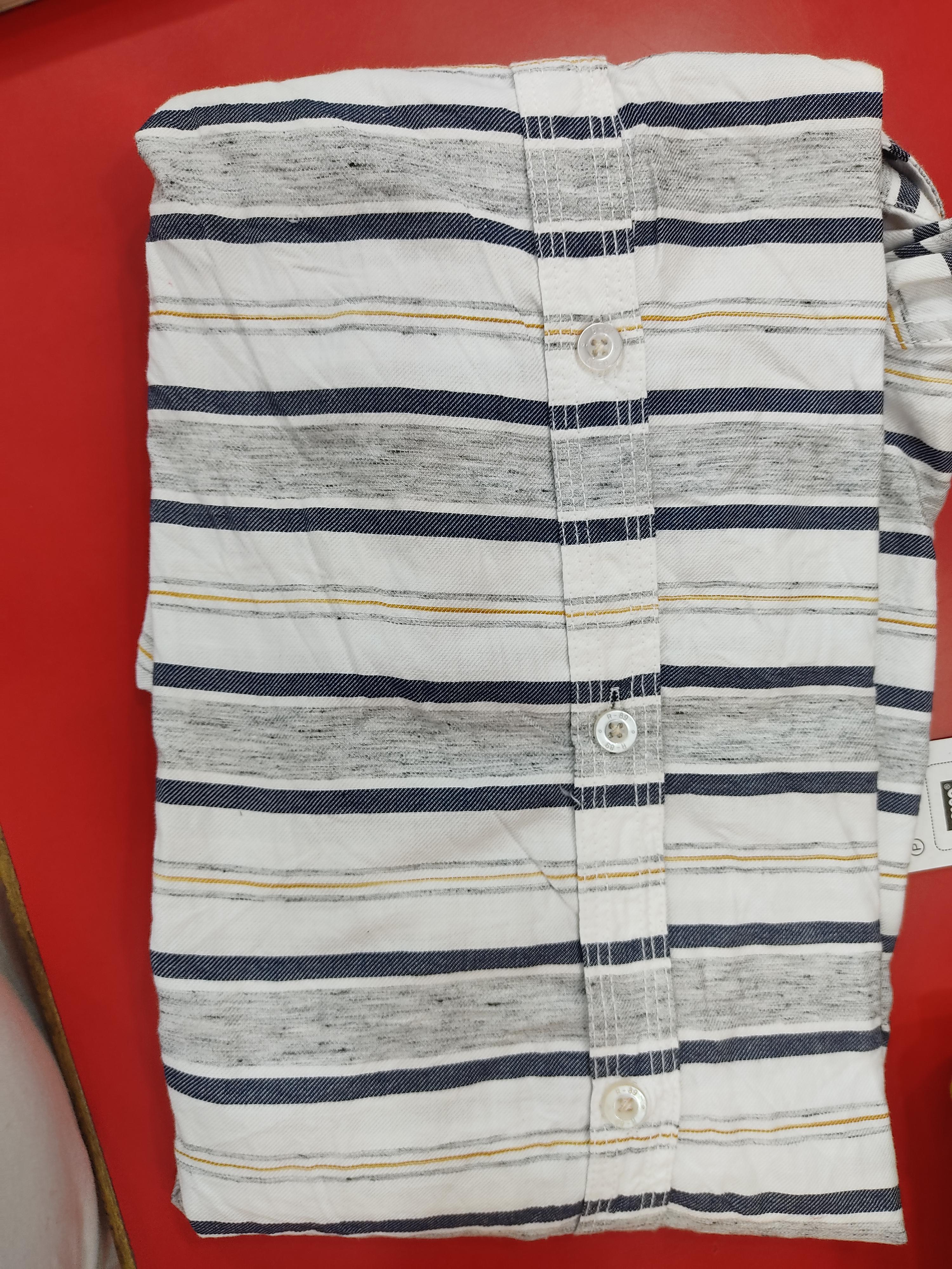 chek shirt  - 17775902 -  Standard Image - 1