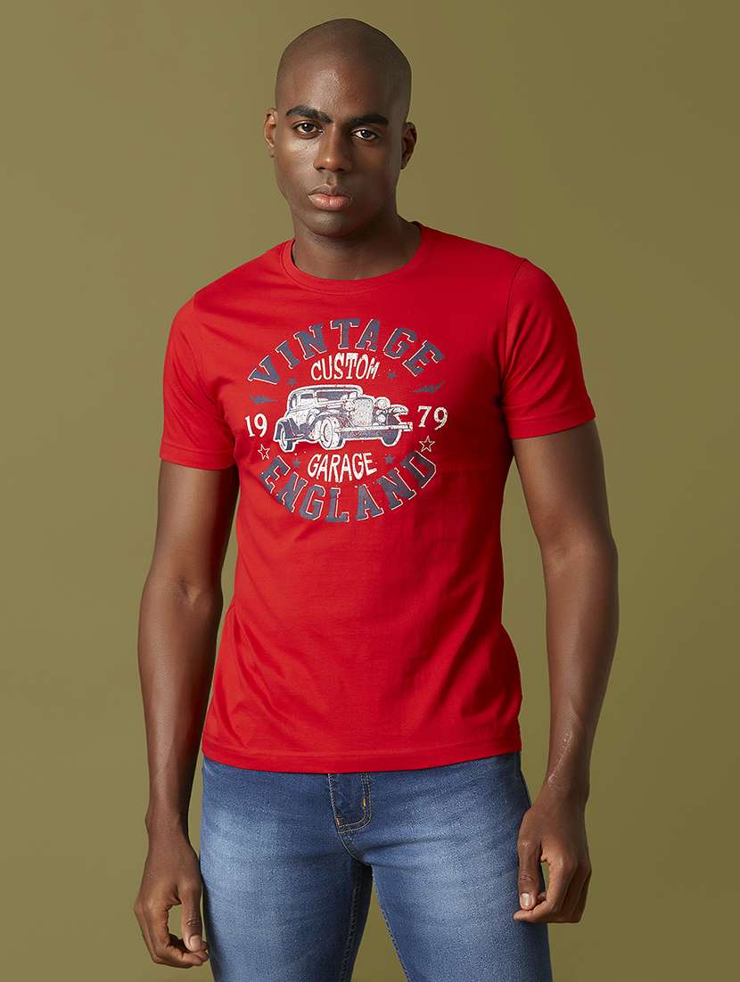 red front print t-shirt