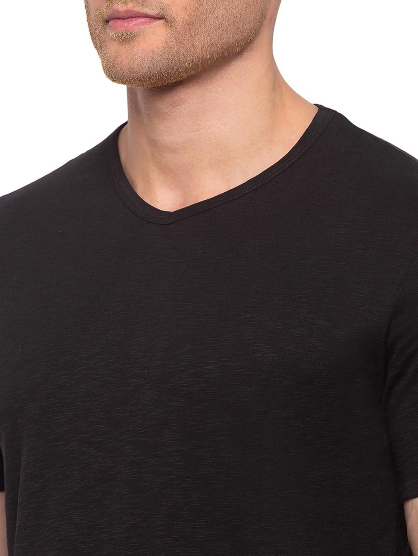 black solid t-shirt - 17789757 - Standard Image - 4