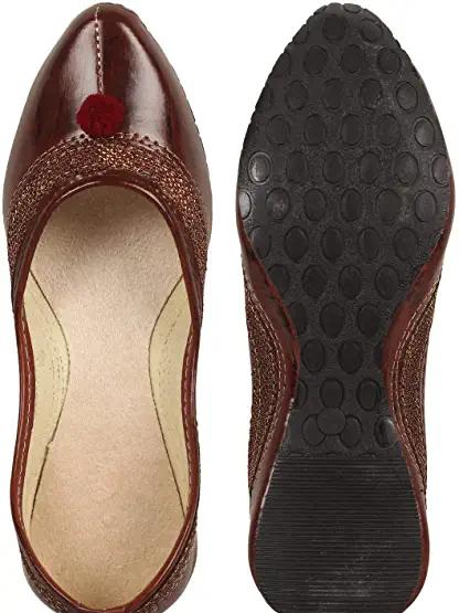 leather juti - 17790559 - Standard Image - 1
