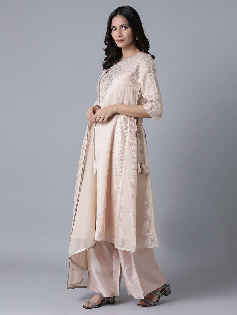 pastel embroidered suit set - 17791418 -  Standard Image - 1