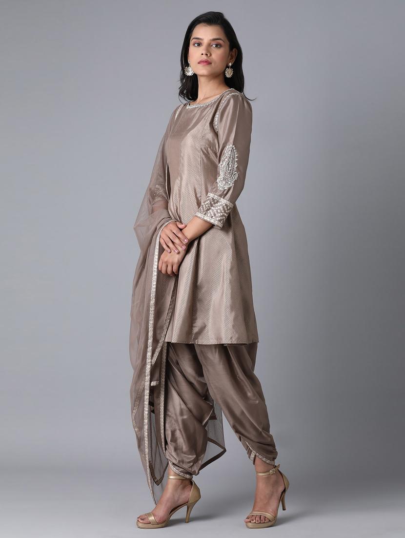 embroidered kurta salwar set  - 17791474 -  Standard Image - 1