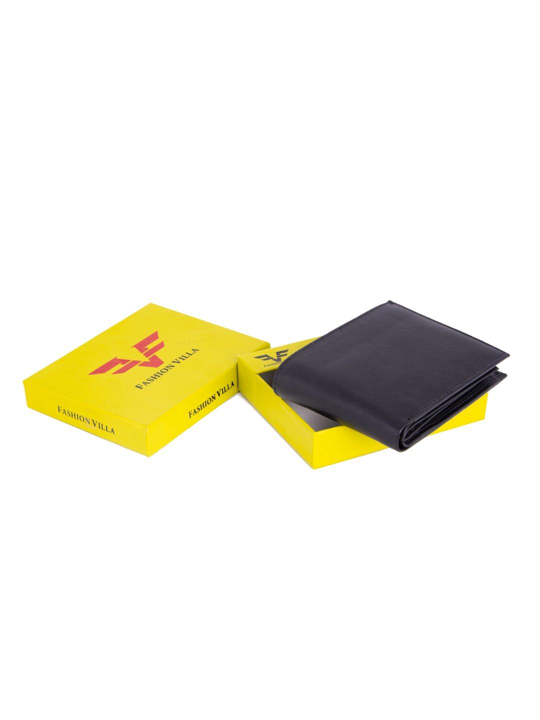 to accommodate daily essentials in a - 17791870 - Standard Image - 1