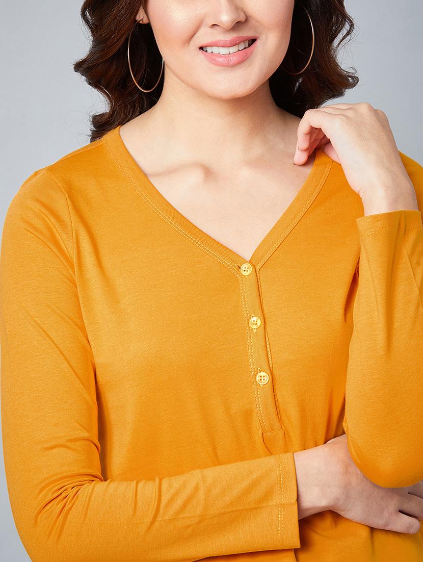 v-neck solid top - 17792365 - Standard Image - 4