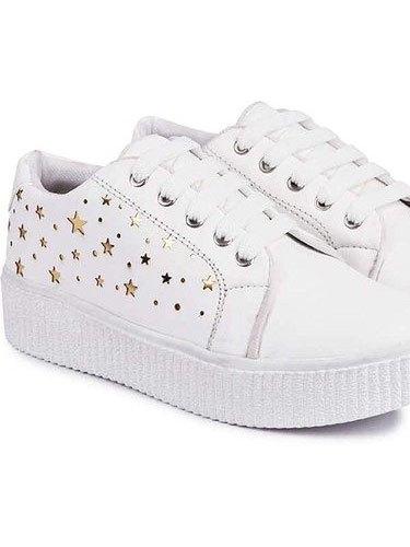 kids shoe  - 17794034 -  Standard Image - 1