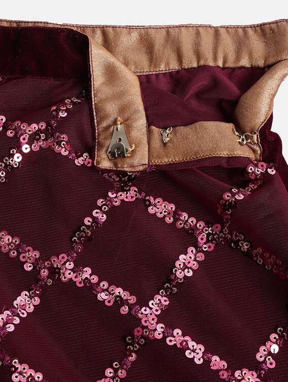 purple silk blend lehenga choli - 17797417 -  Standard Image - 4