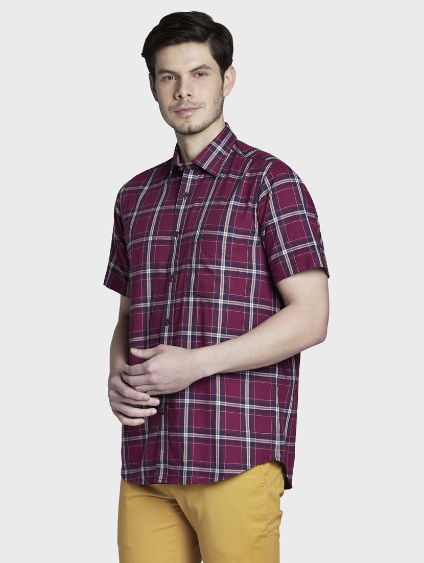 maroon checkered casual shirt - 17801727 -  Standard Image - 1