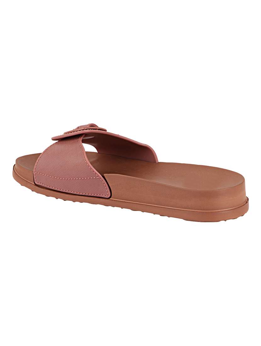 pink slip on  slides  - 17808332 -  Standard Image - 1
