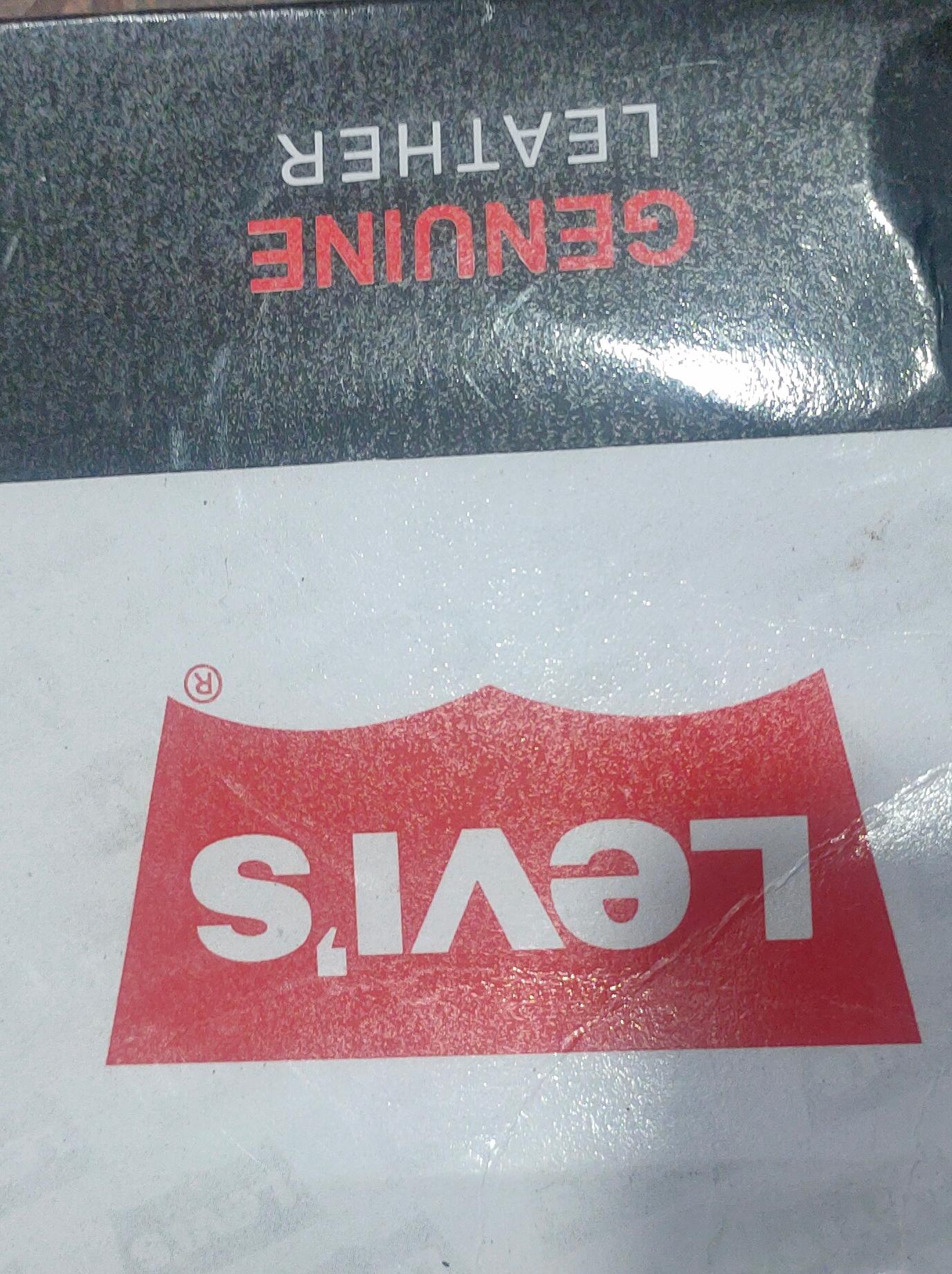 leather - 17811397 - Standard Image - 1