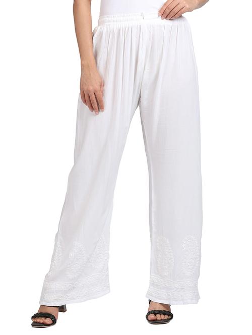 a melding of comfort and style - 17813282 - Standard Image - 0