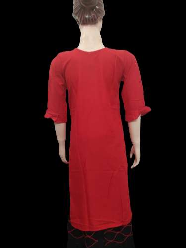 nanad bhaujai explores the collection of  - 17820351 -  Standard Image - 1