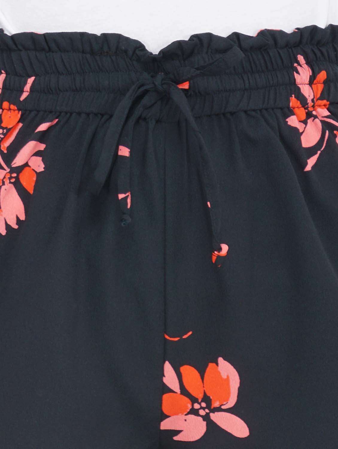 drawstring waist floral short - 17822179 -  Standard Image - 4