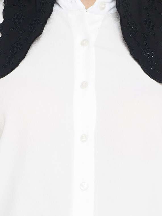 contrast peterpan collar shirt - 17822238 -  Standard Image - 4