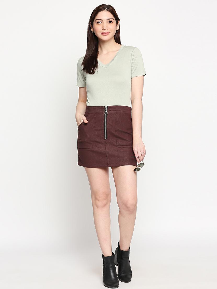 v neck solid t-shirt - 17822505 - Standard Image - 4