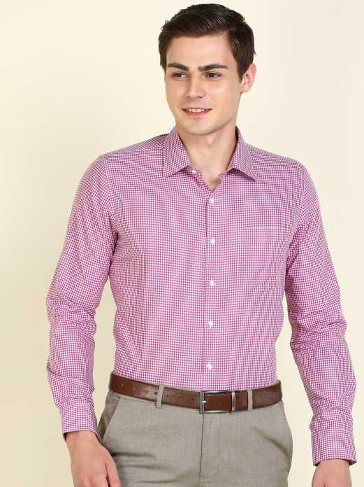 red lawn tshirt - 17822729 - Standard Image - 1