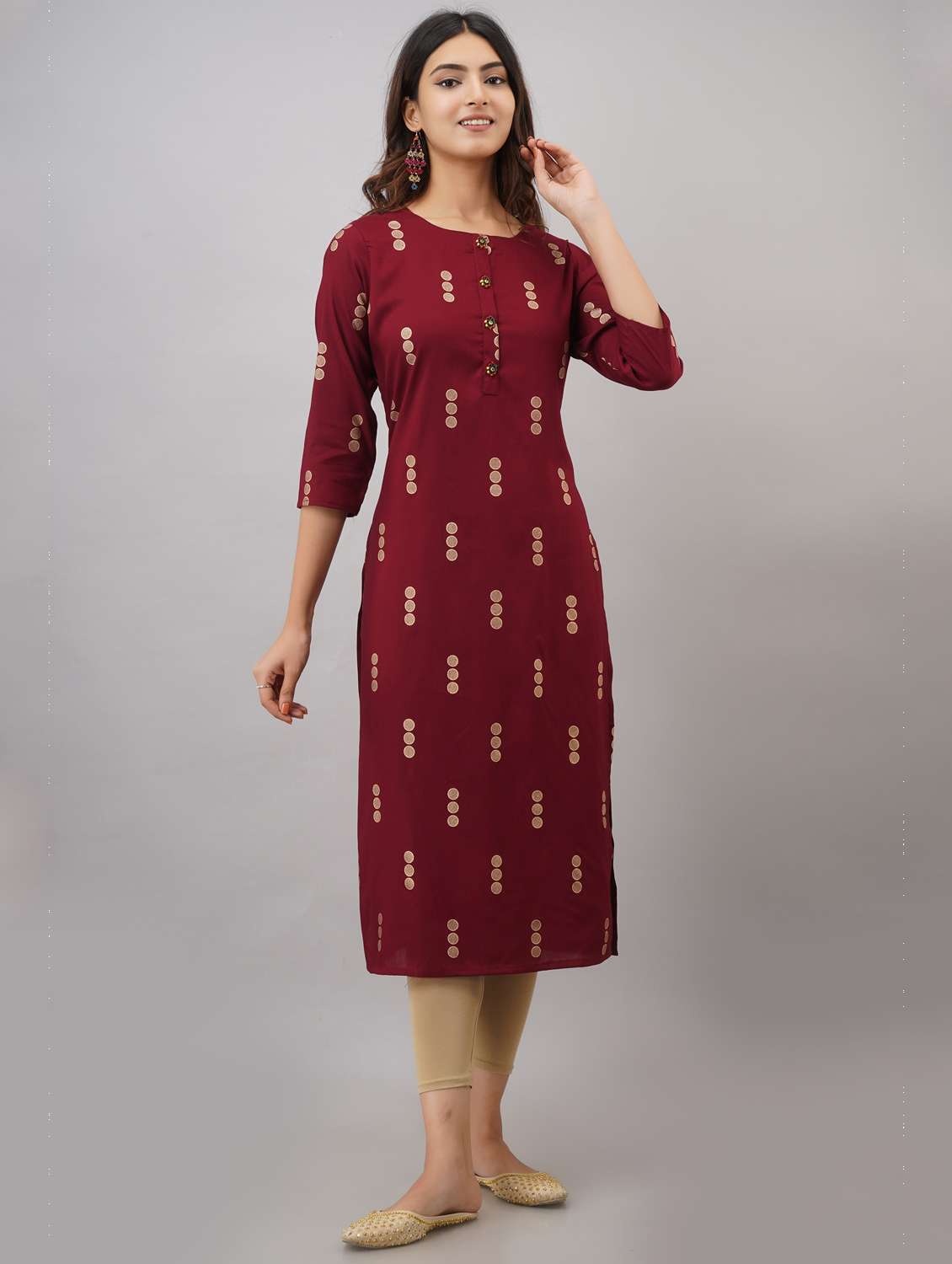 maroon foil print straight kurta