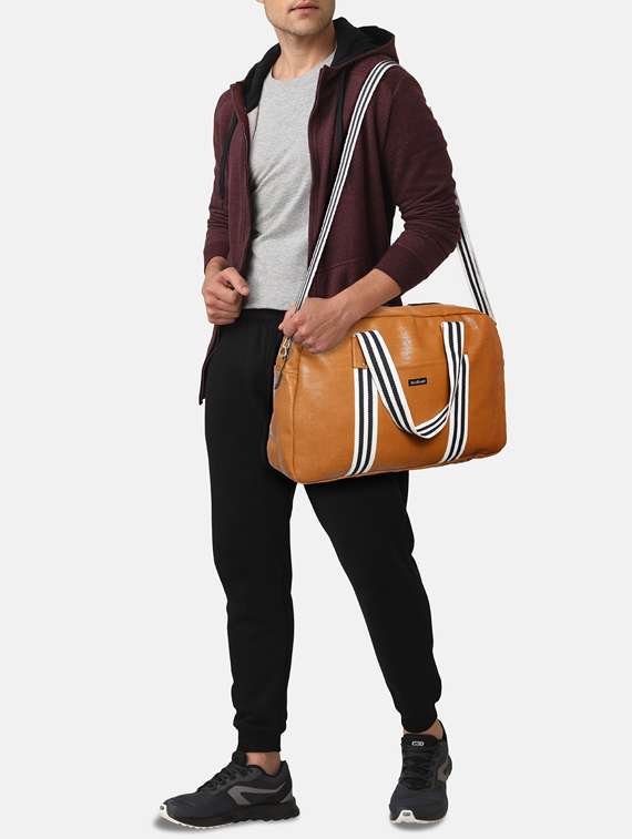 brown leatherette (pu) dufflebag - 17831511 -  Standard Image - 4
