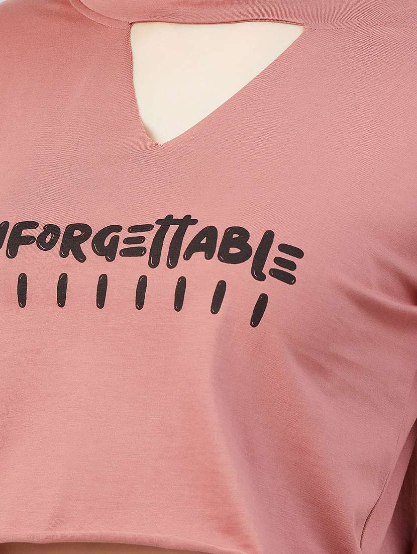 choker neck typographic crop tee - 17836050 -  Standard Image - 4