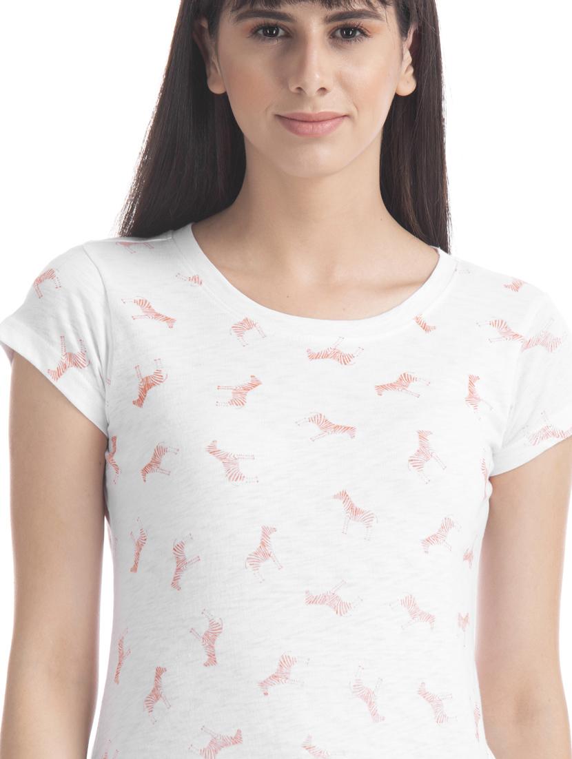 round neck printed tee - 17836688 - Standard Image - 4