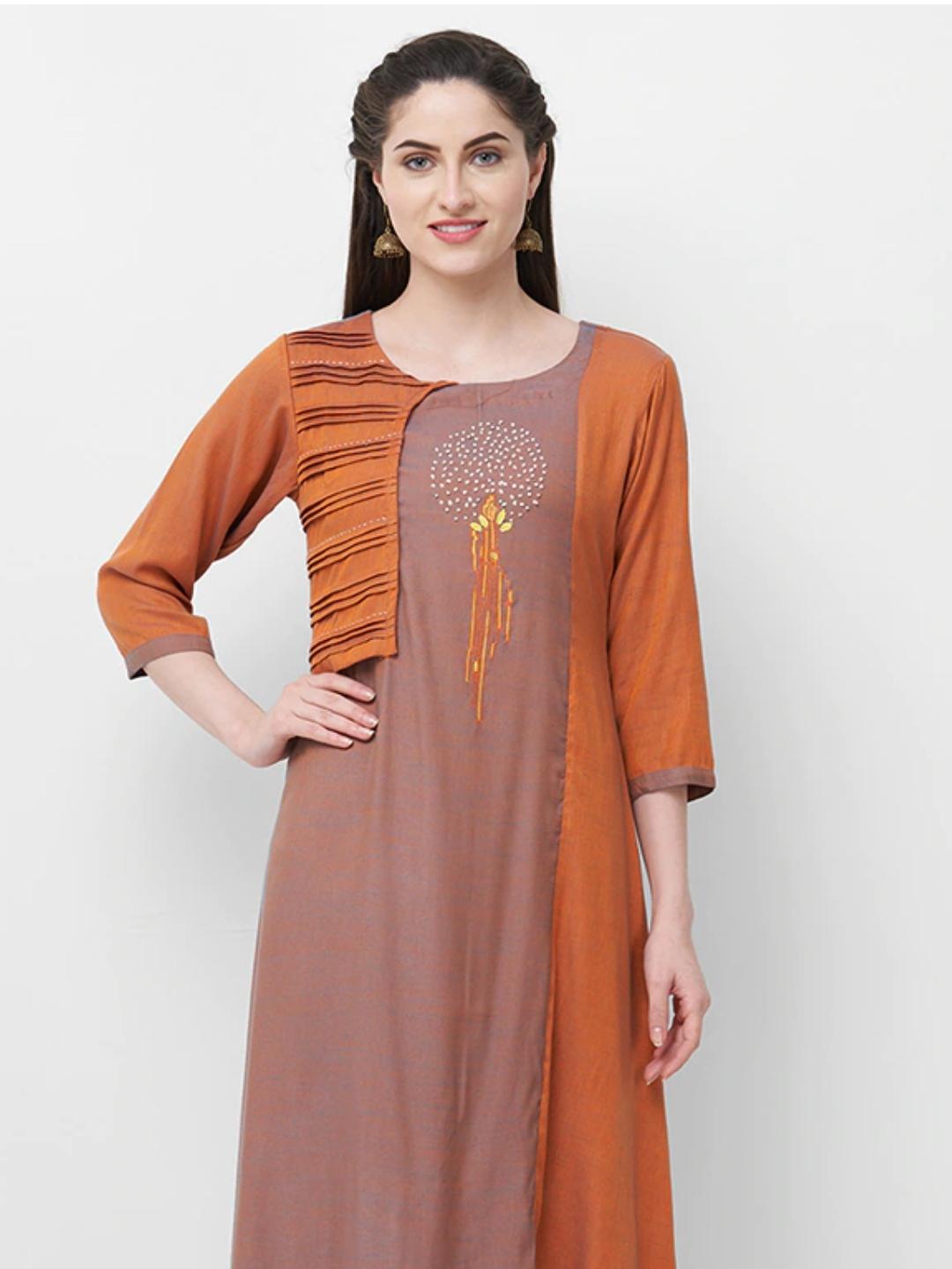 gold silk gown - 17837269 - Standard Image - 1