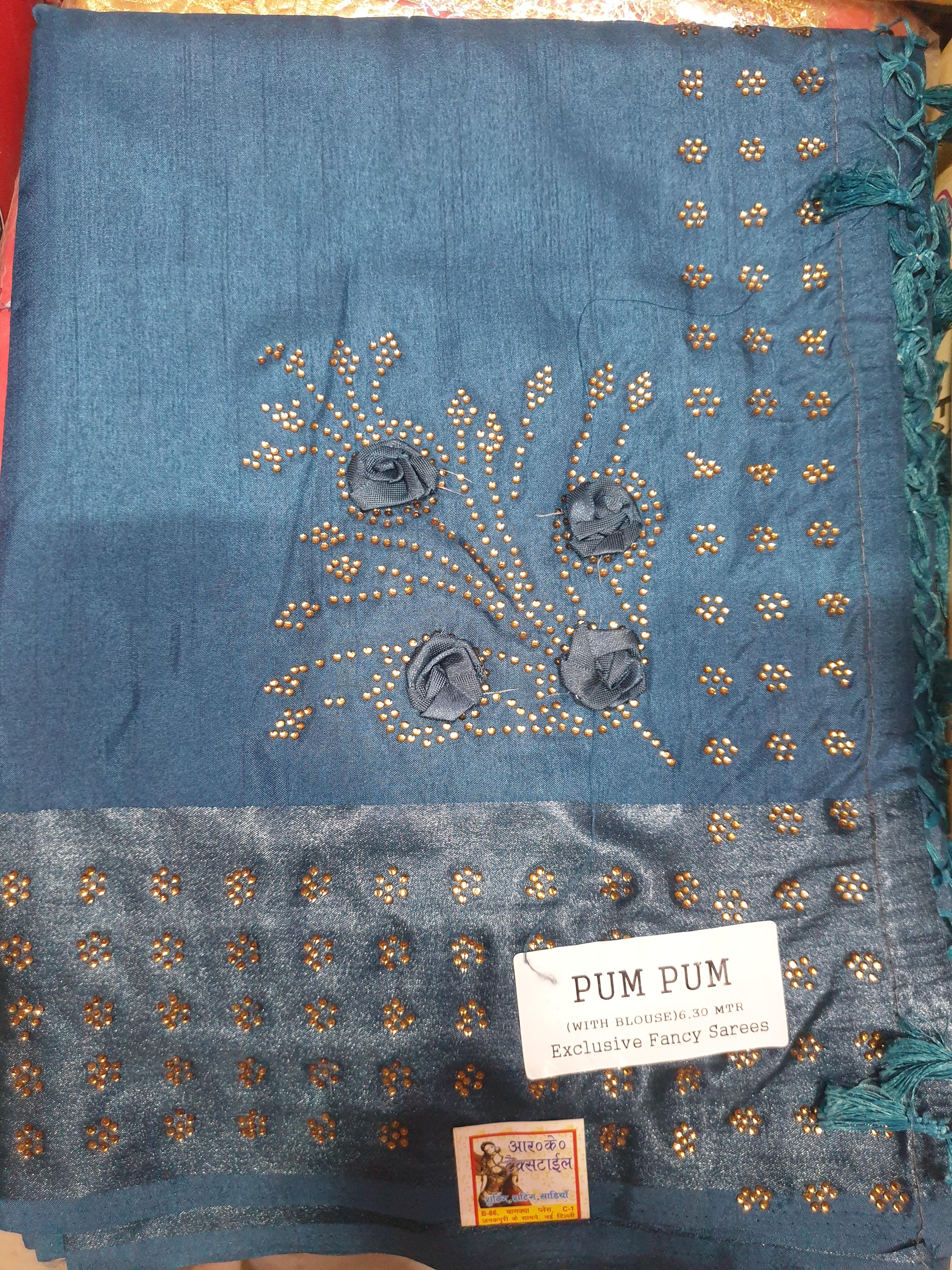 very fine quality fabric - 17837575 - Standard Image - 1