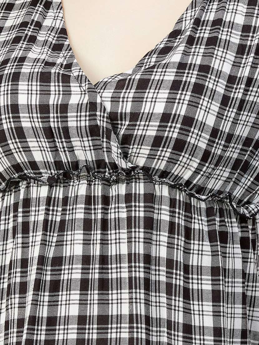 gather detail checkered peplum top - 17839158 -  Standard Image - 4