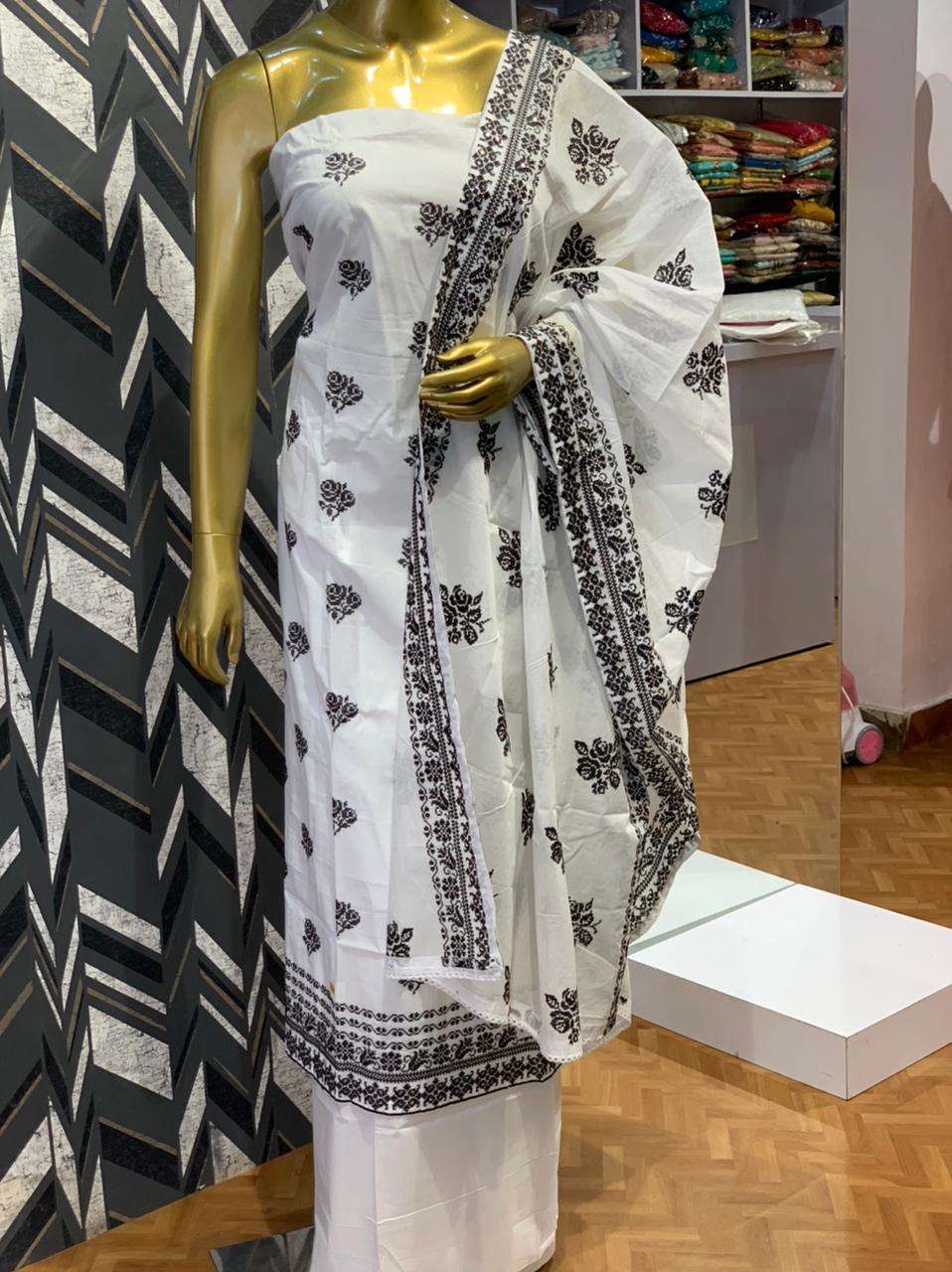 it is pure cotton black and  - 17843017 -  Standard Image - 1