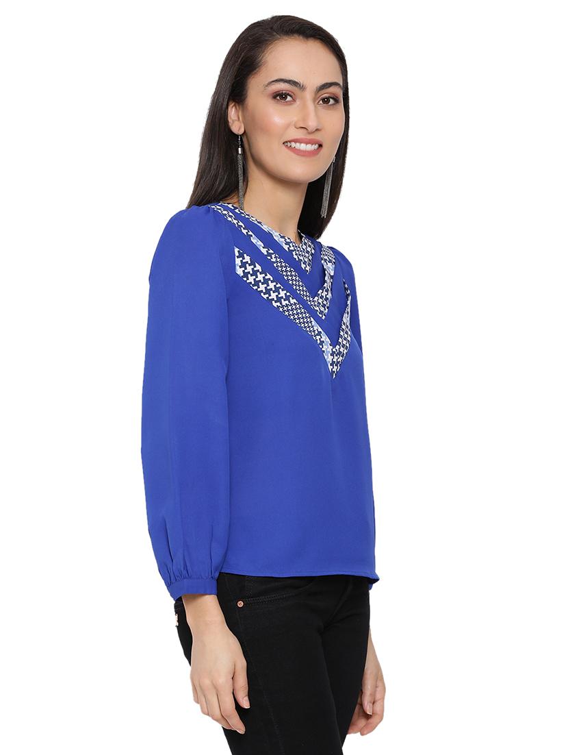 v-neck contrast detail top - 17843678 - Standard Image - 1