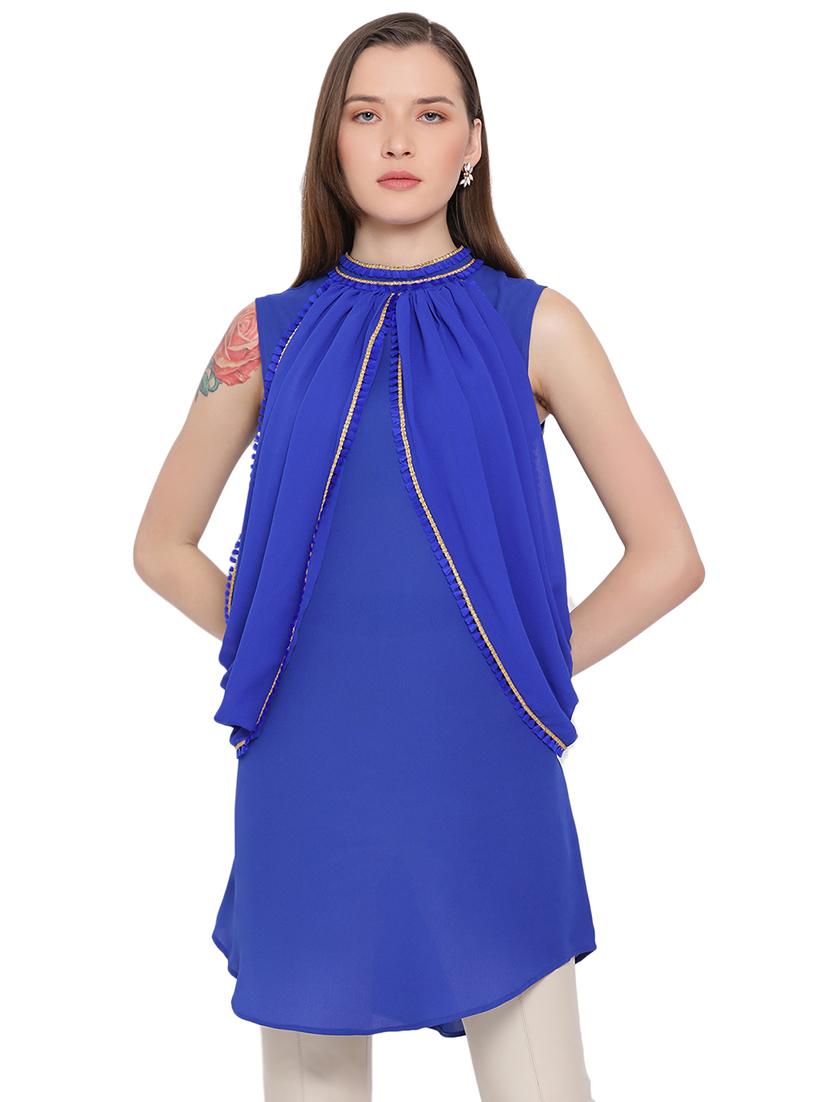 mock neck lace detail top - 17843803 - Zoom Image - 0
