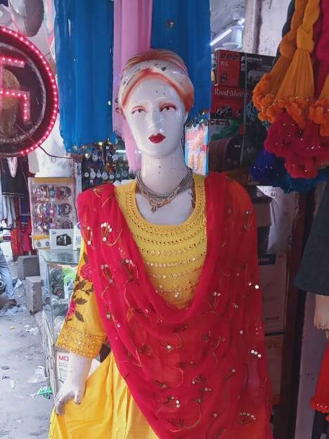 na  - 17853085 -  Standard Image - 1