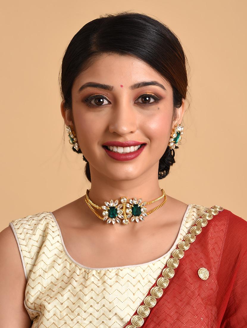 green gold plated necklaces and earring - 17855990 - Standard Image - 4