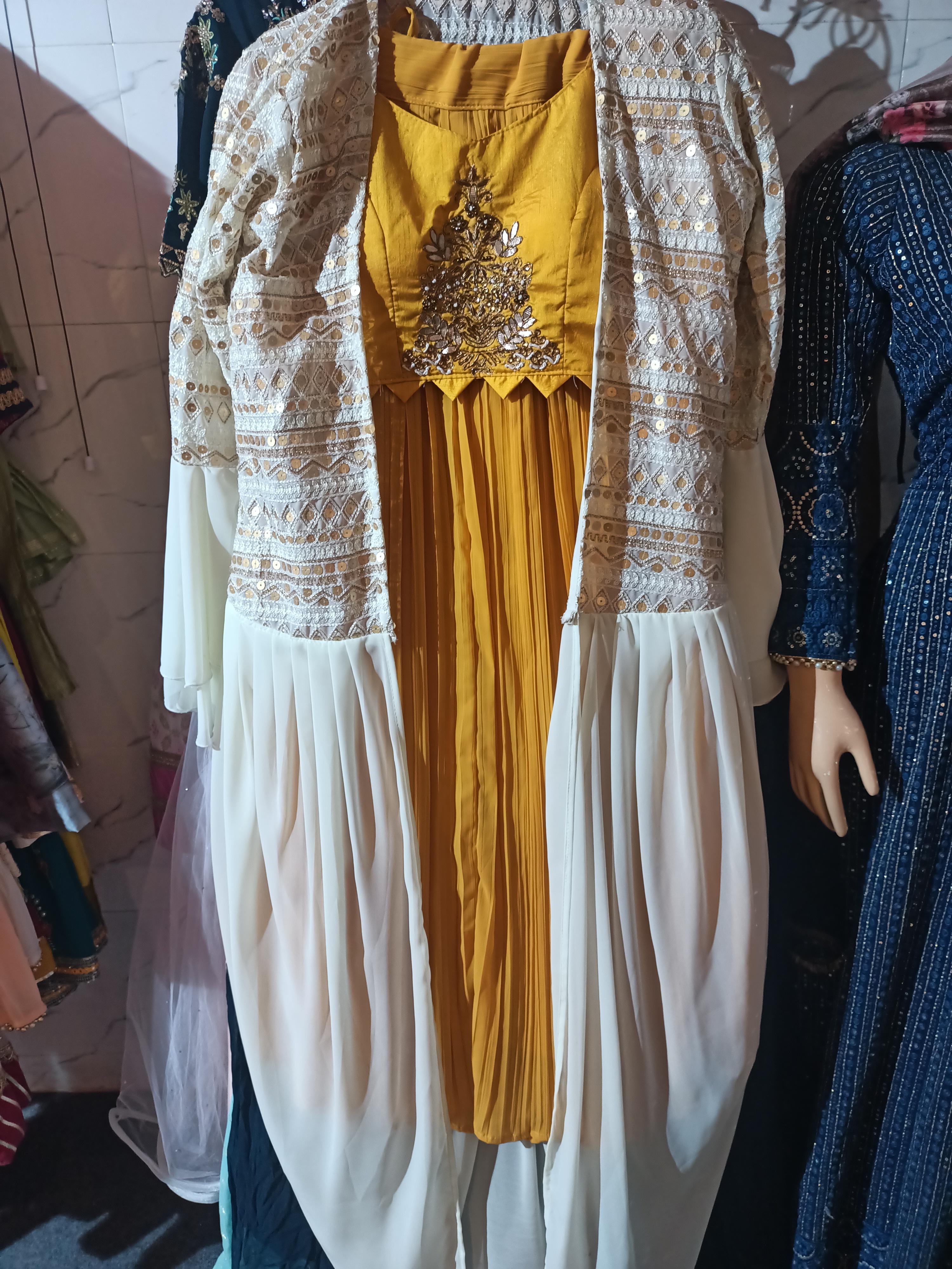 off white and yellow - 17857748 - Standard Image - 1