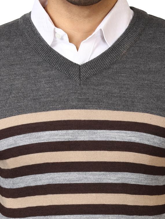 grey striped pullover - 17861797 - Standard Image - 4