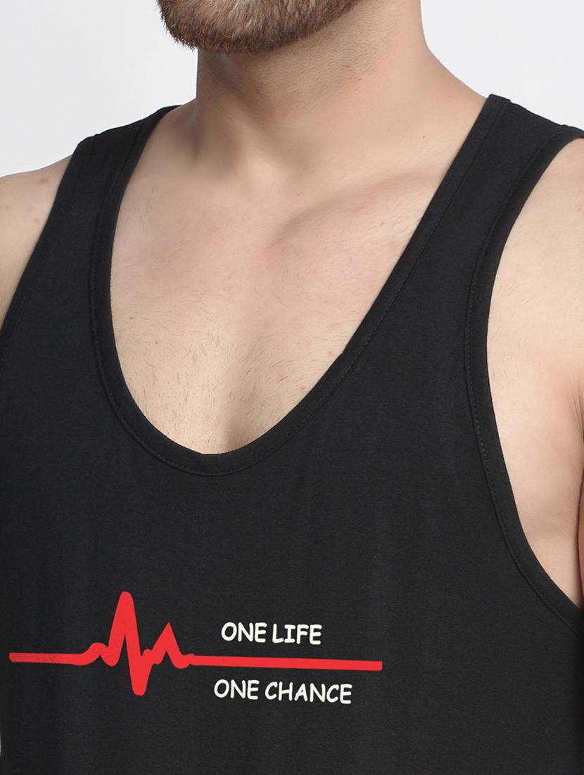 round neck black printed vest - 17868974 - Standard Image - 4