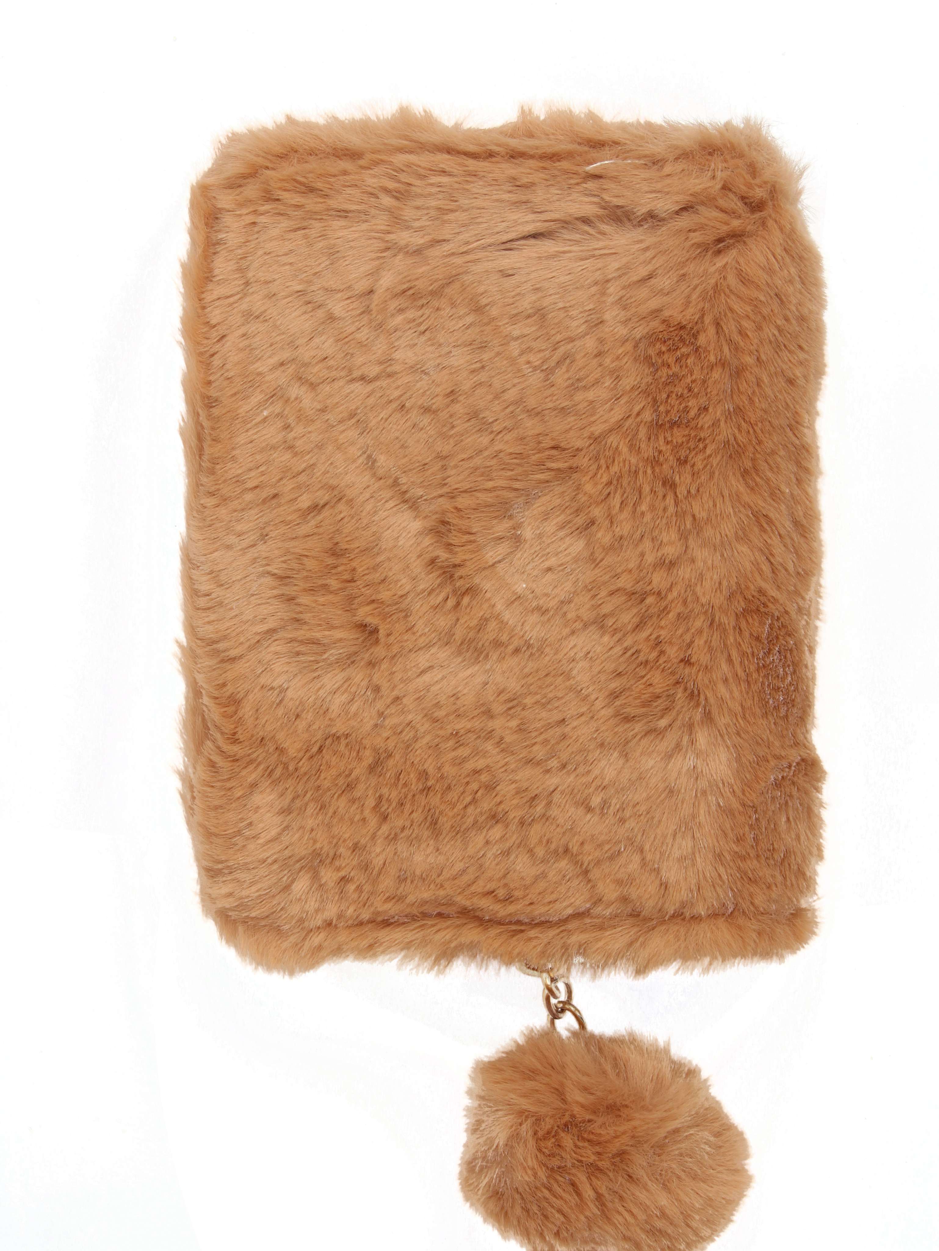 this beautiful hand coin purse comes  - 17885328 -  Standard Image - 1