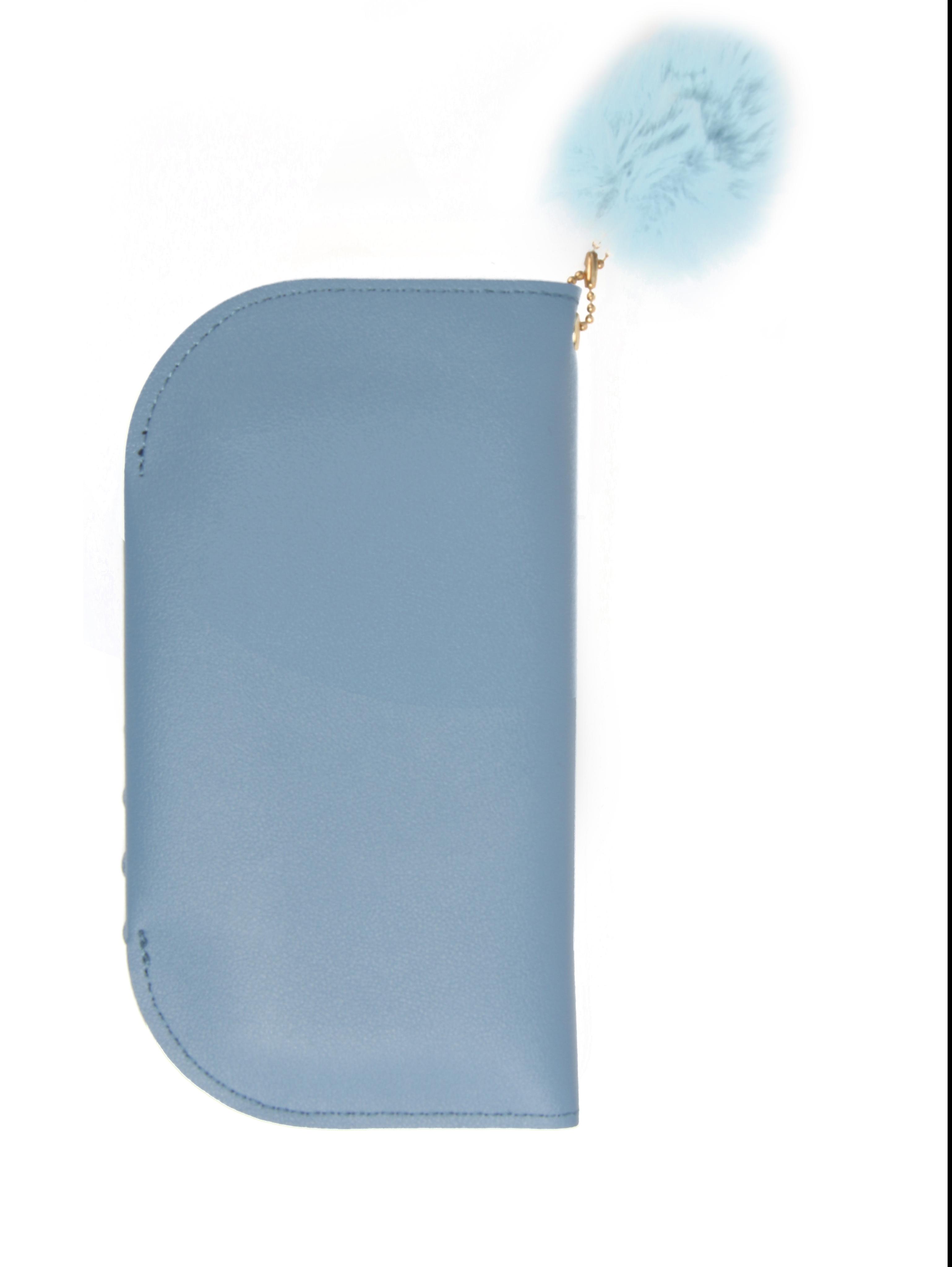 this beautiful hand coin purse comes - 17885378 - Standard Image - 1