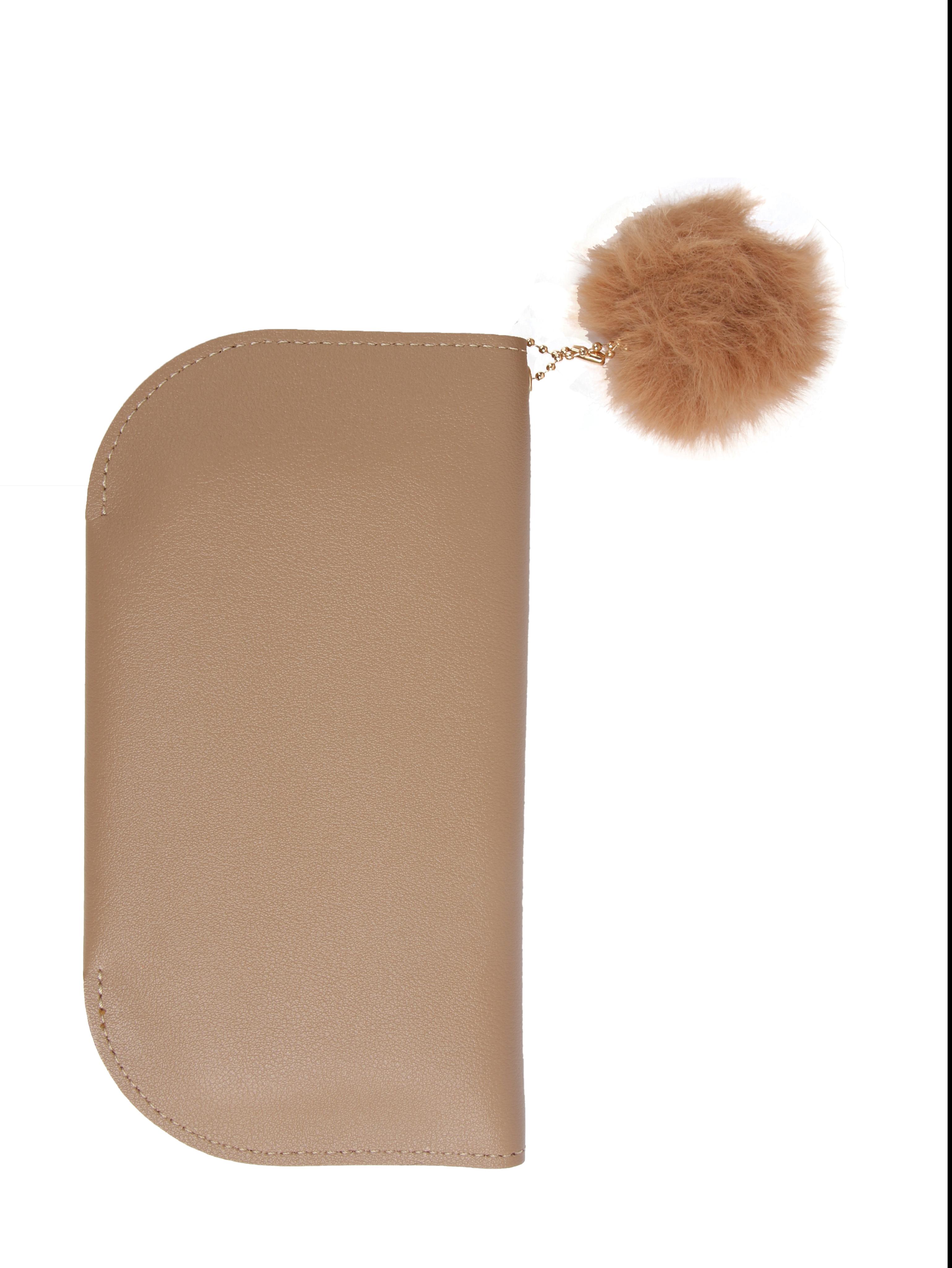 this beautiful hand coin purse comes - 17885386 - Standard Image - 1
