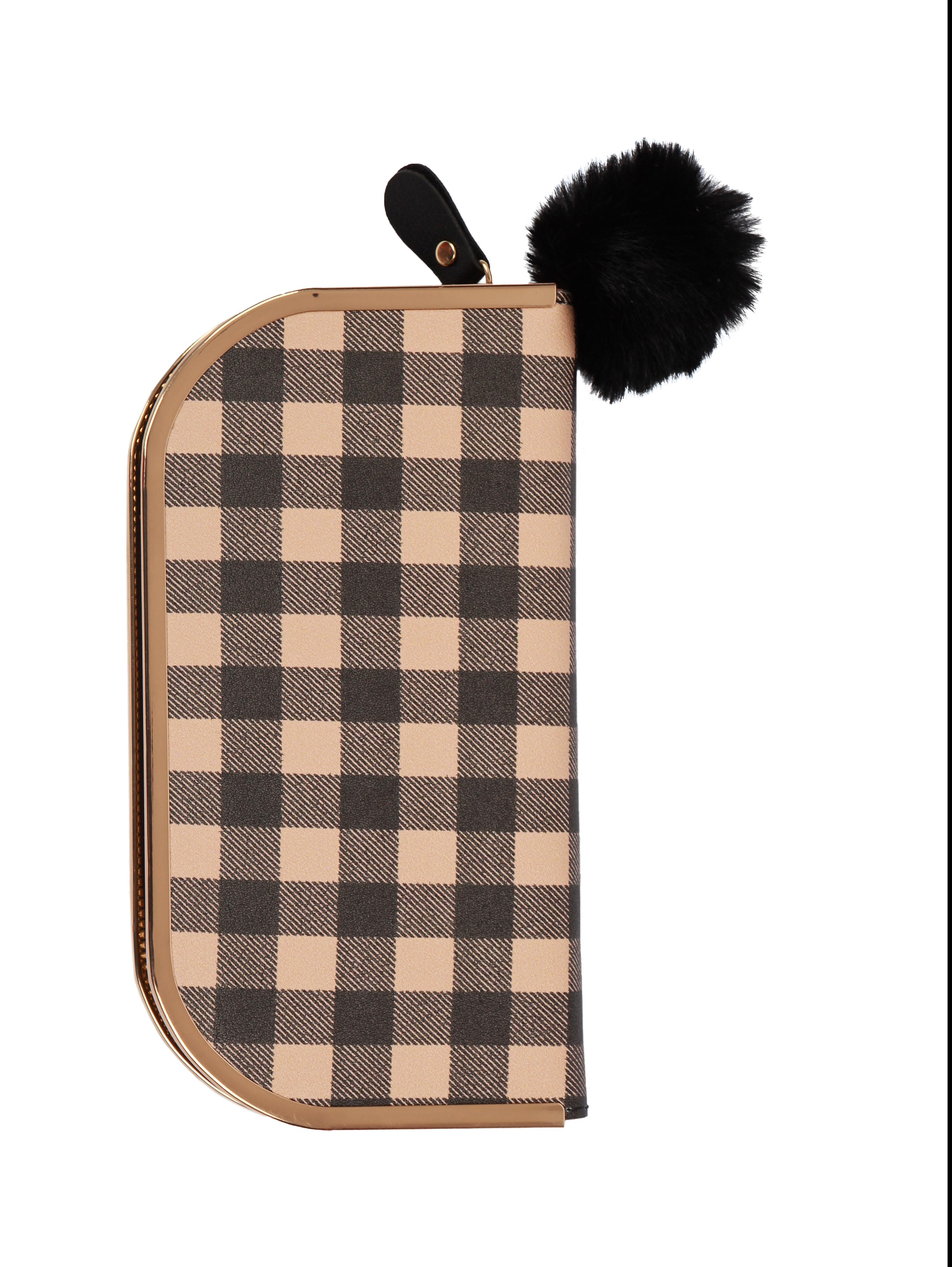 this beautiful hand coin purse comes  - 17885398 -  Standard Image - 1