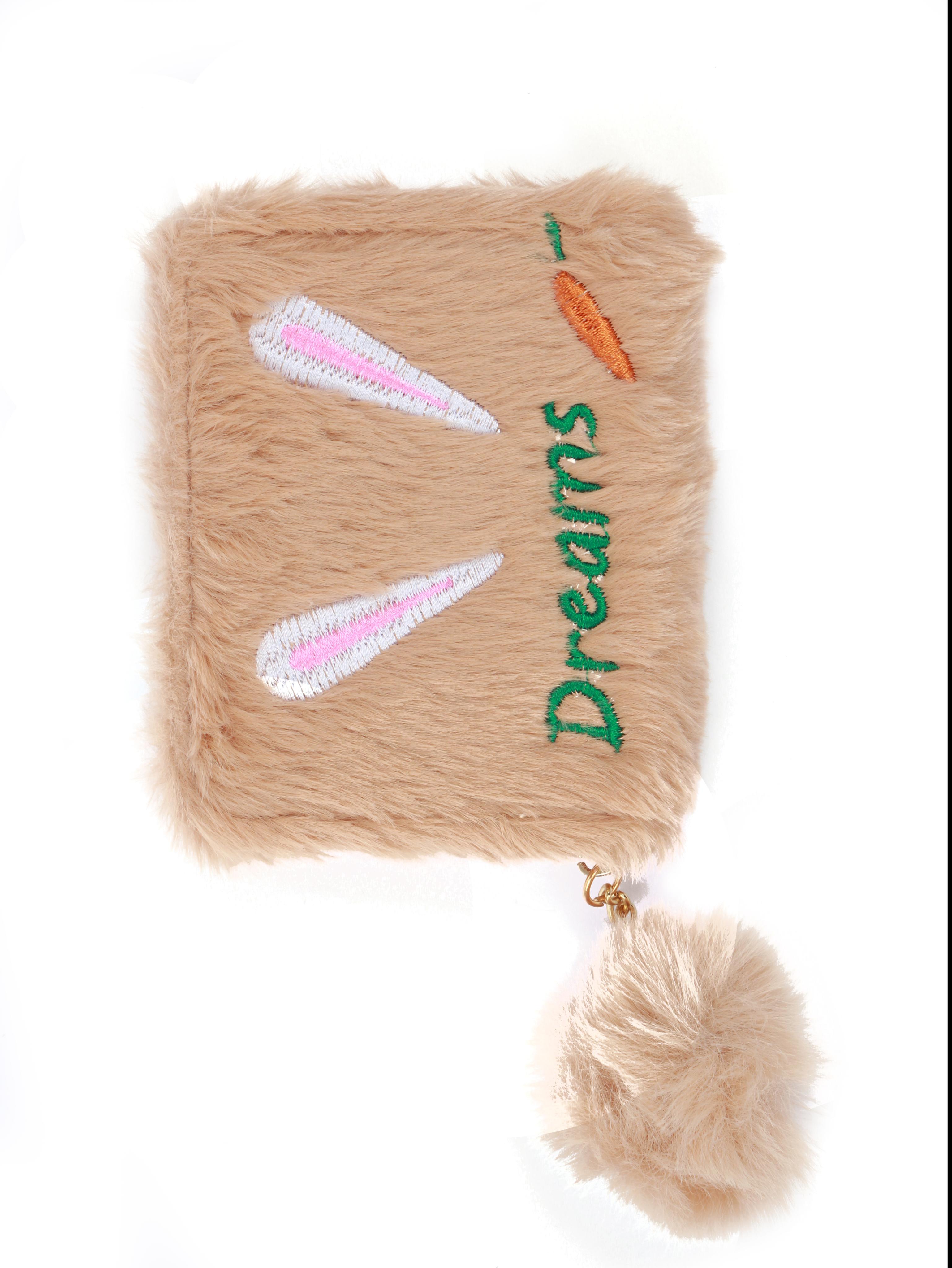 this beautiful hand coin purse comes - 17885407 - Standard Image - 1