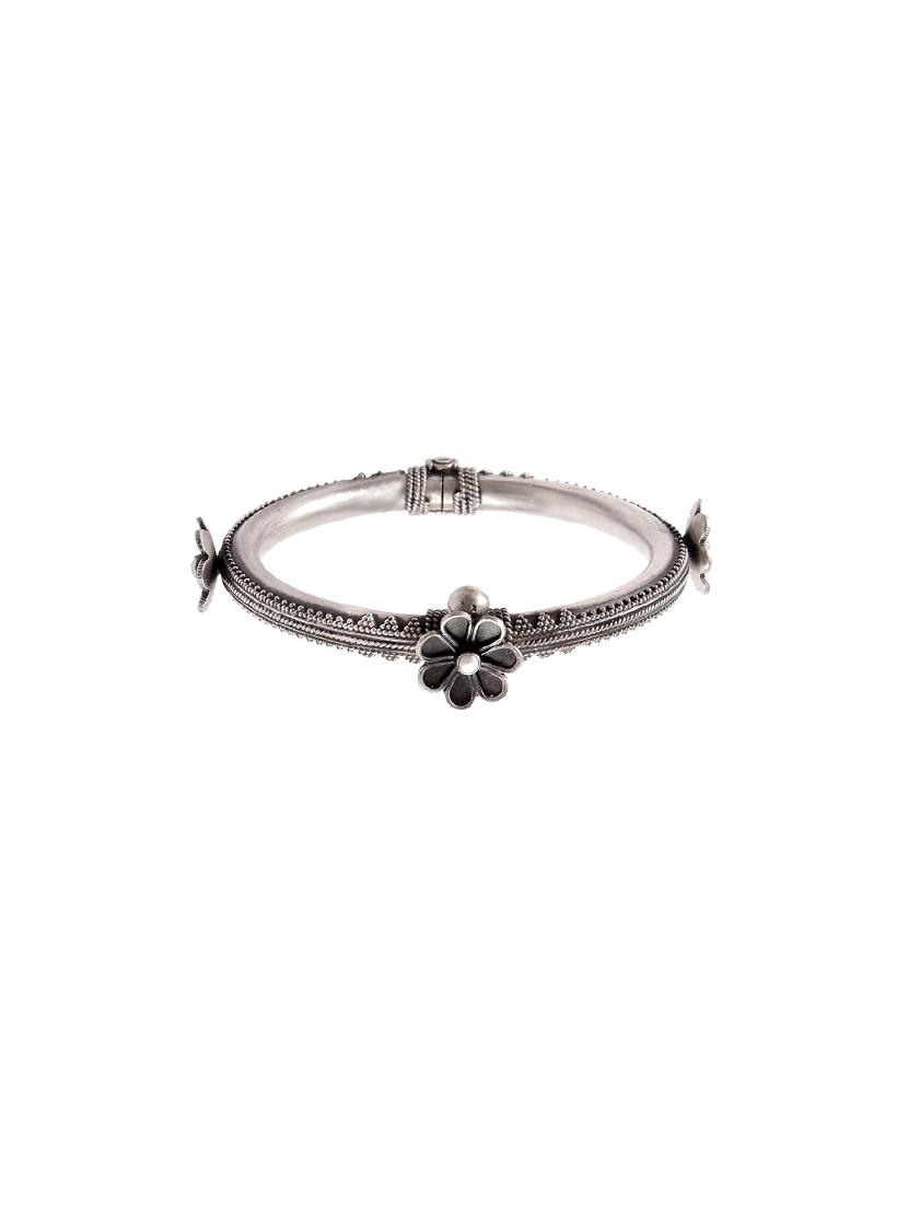 silver bangle - 17895925 - Standard Image - 1