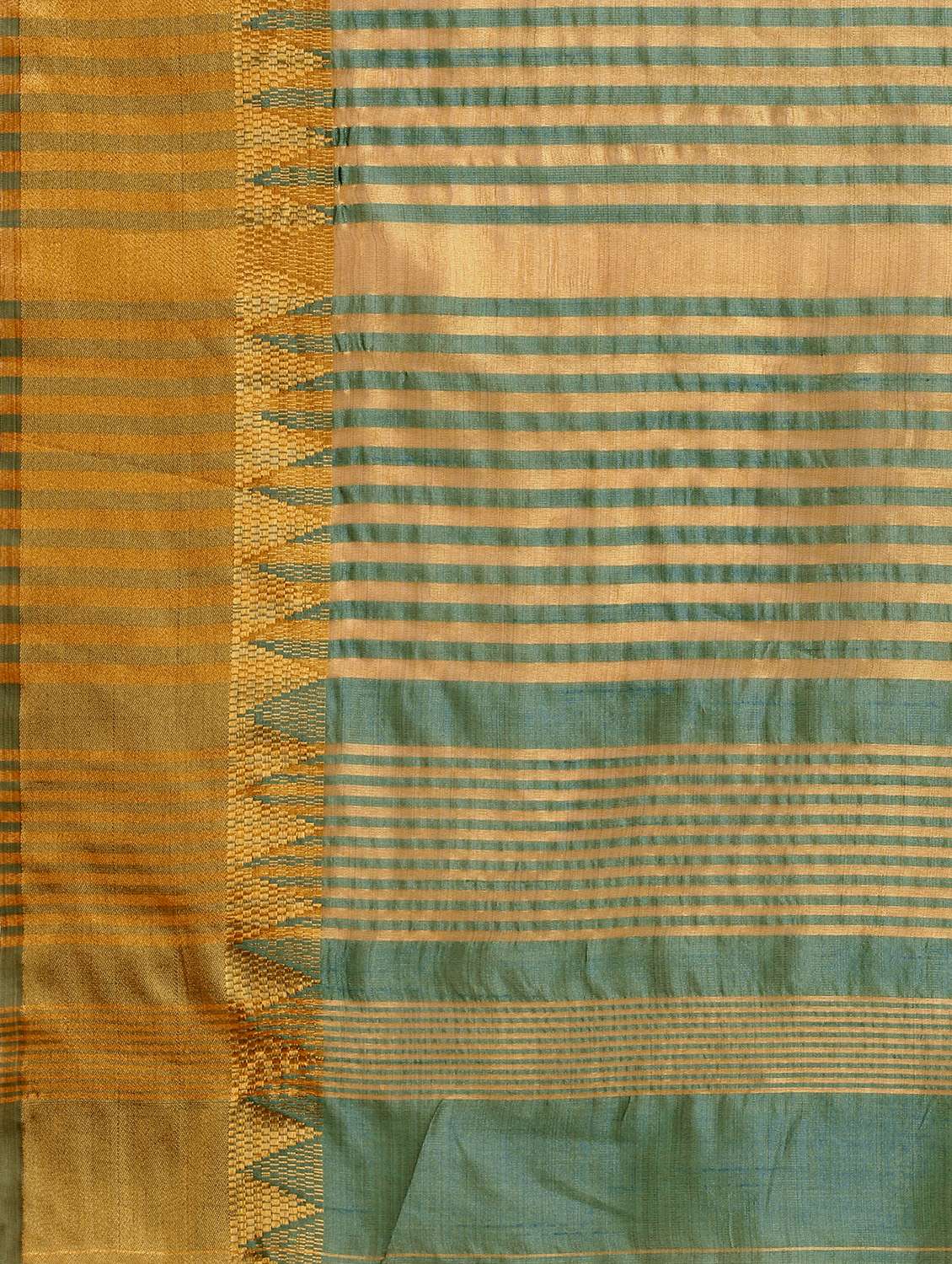 women's banarasi saree with blouse - 17908133 - Standard Image - 4